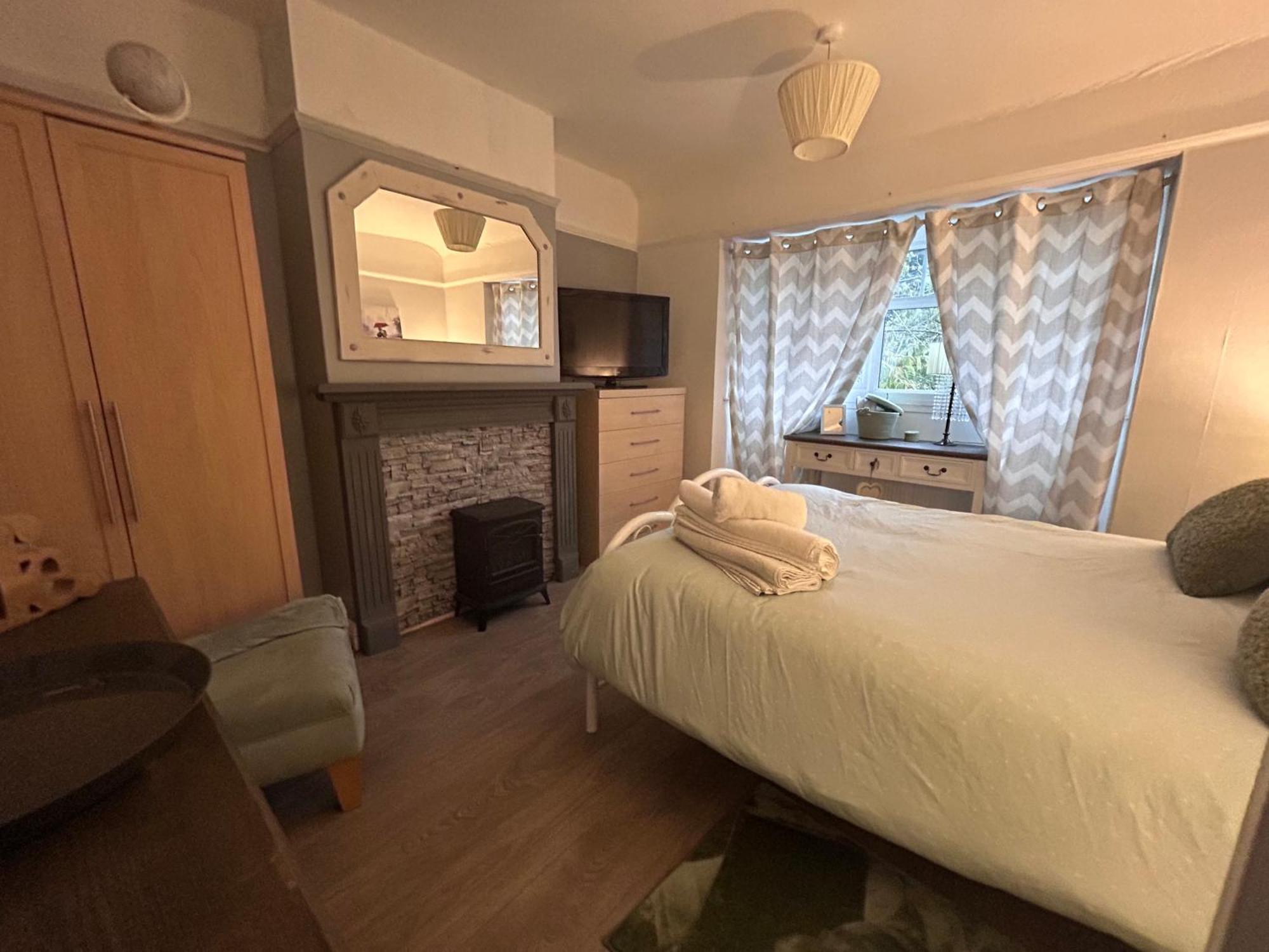 Redditch Rest Near Town Centre & Transport Links Appartement Buitenkant foto