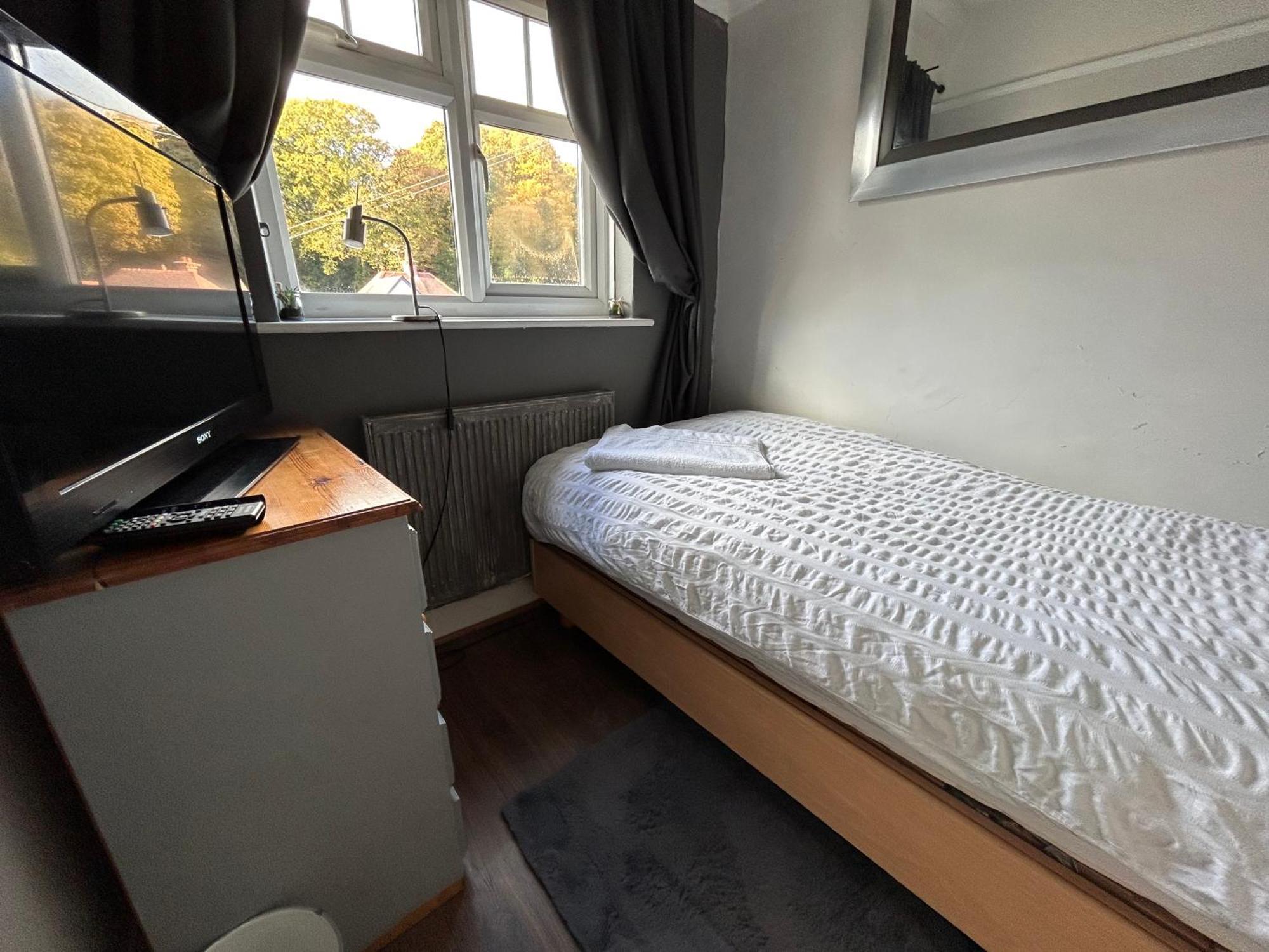 Redditch Rest Near Town Centre & Transport Links Appartement Buitenkant foto