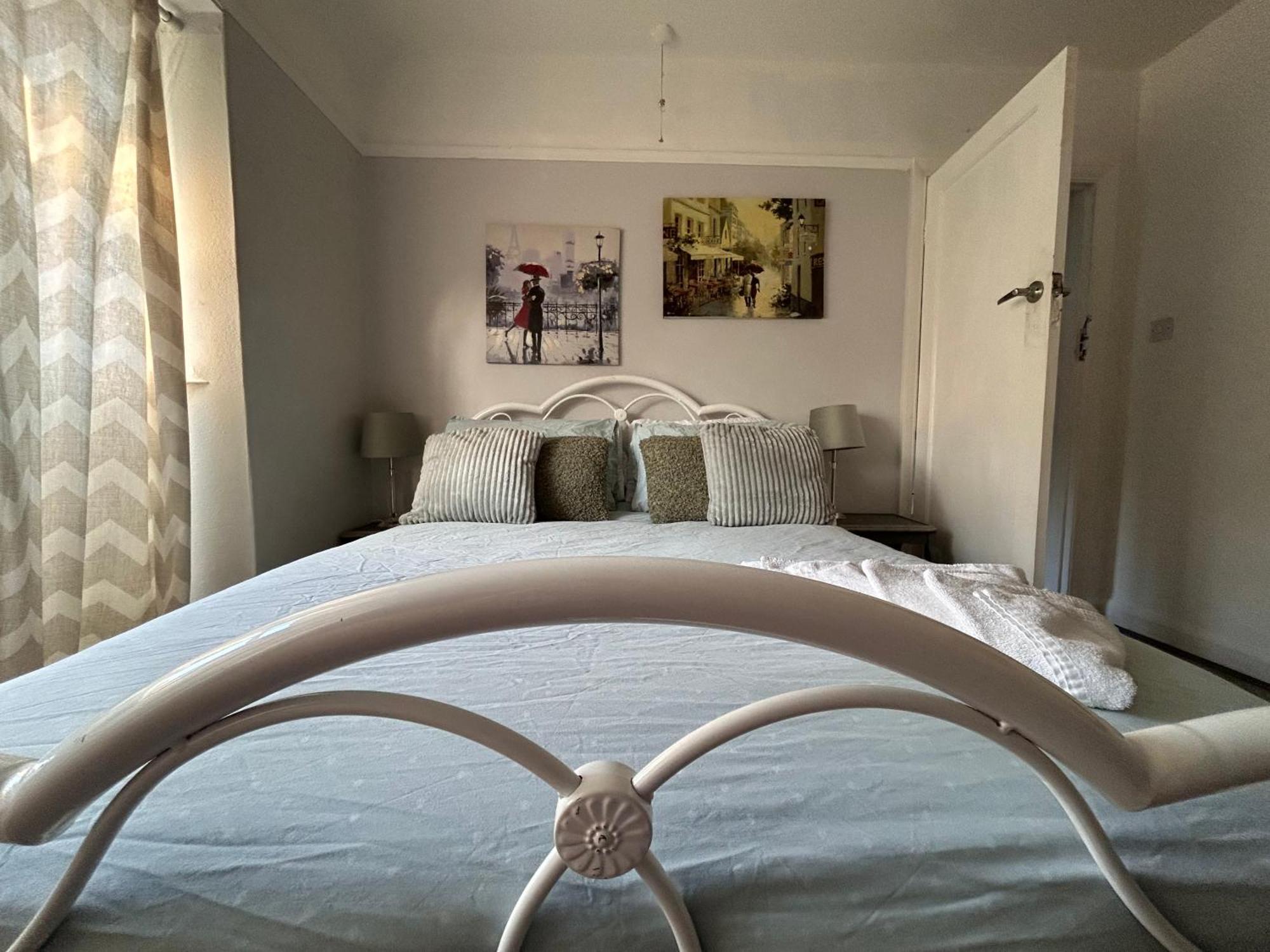 Redditch Rest Near Town Centre & Transport Links Appartement Buitenkant foto