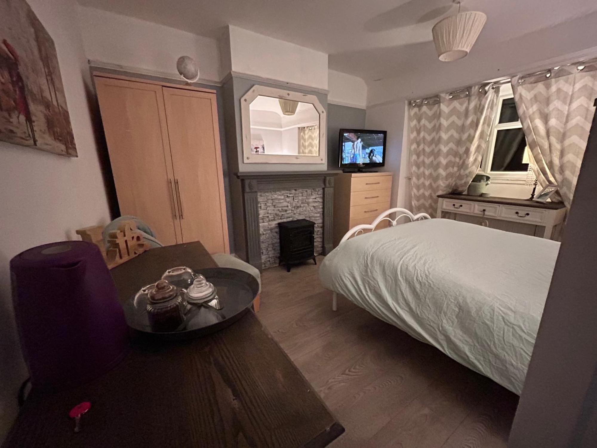 Redditch Rest Near Town Centre & Transport Links Appartement Buitenkant foto