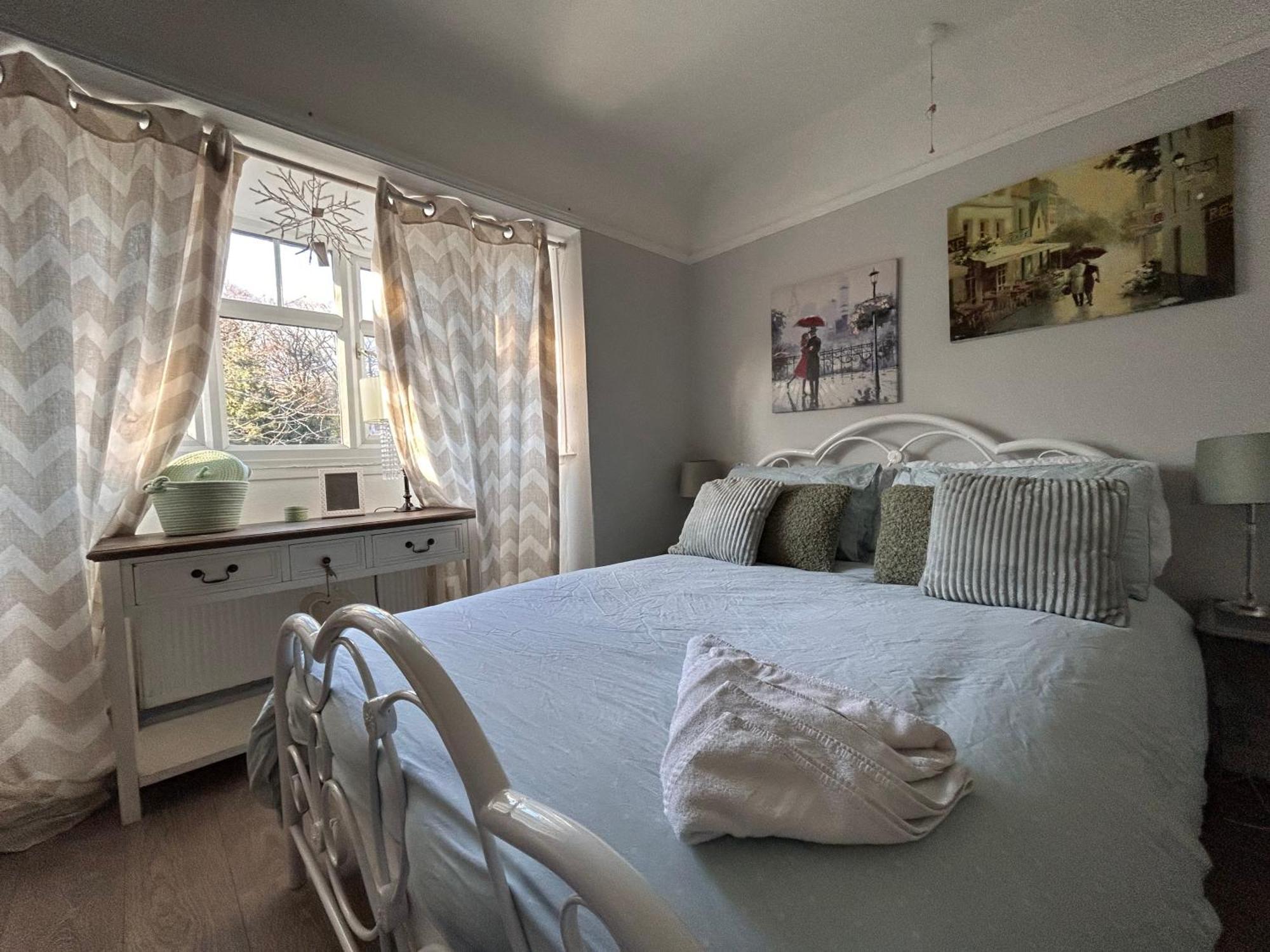 Redditch Rest Near Town Centre & Transport Links Appartement Buitenkant foto