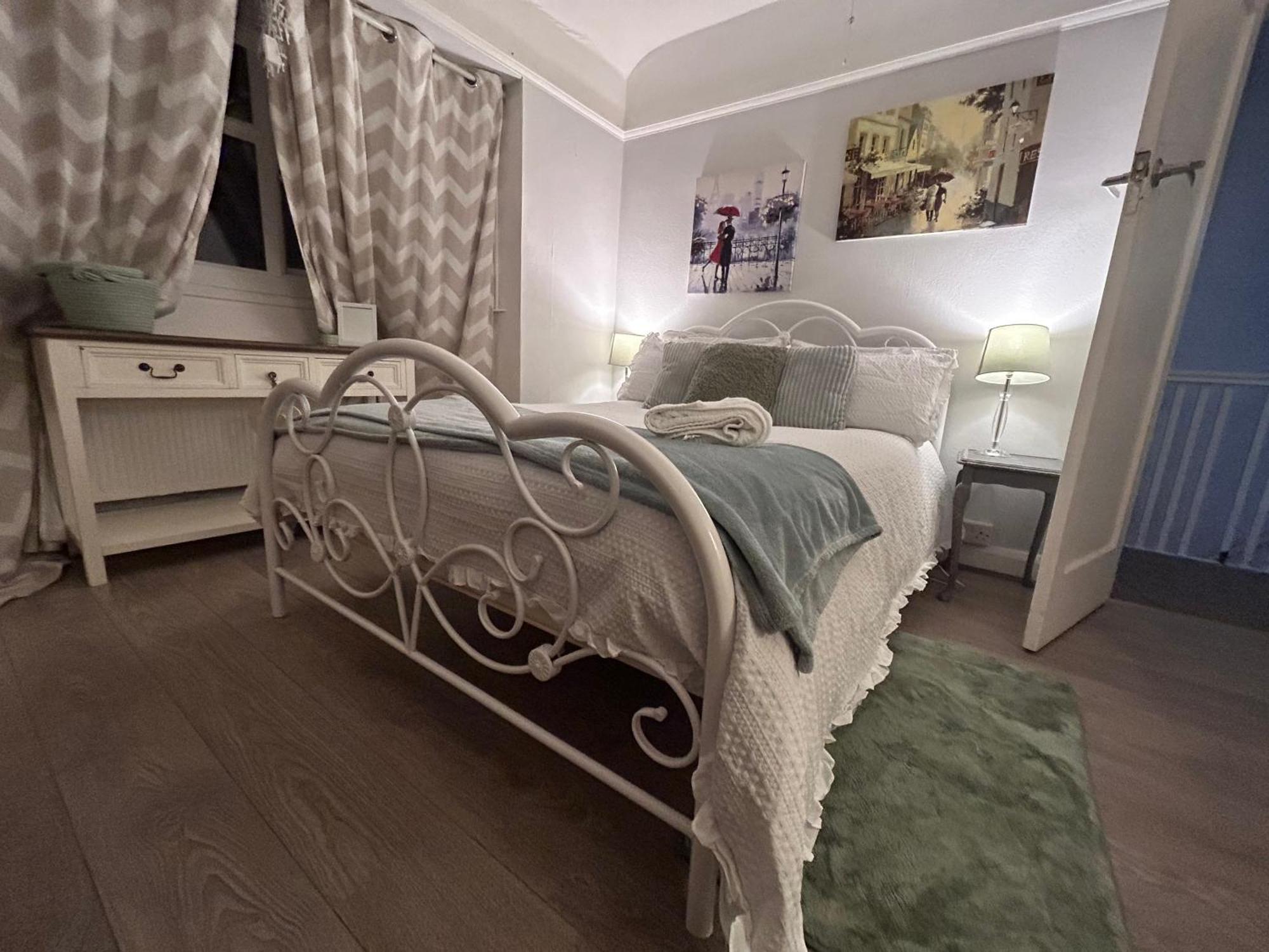 Redditch Rest Near Town Centre & Transport Links Appartement Buitenkant foto