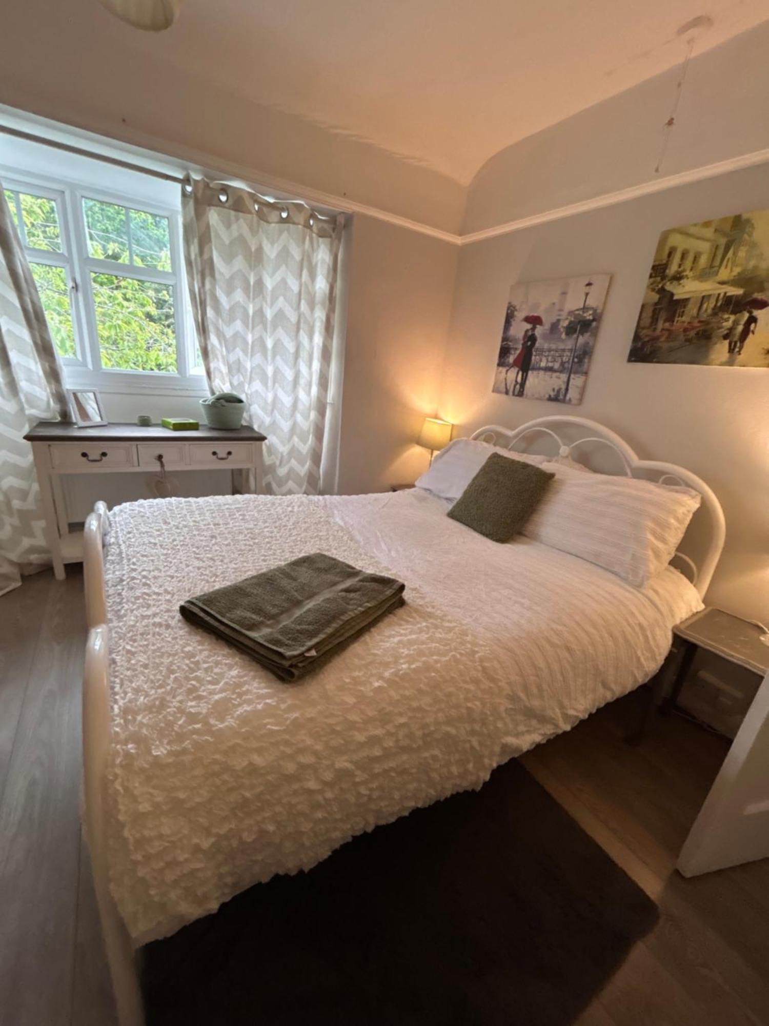 Redditch Rest Near Town Centre & Transport Links Appartement Buitenkant foto